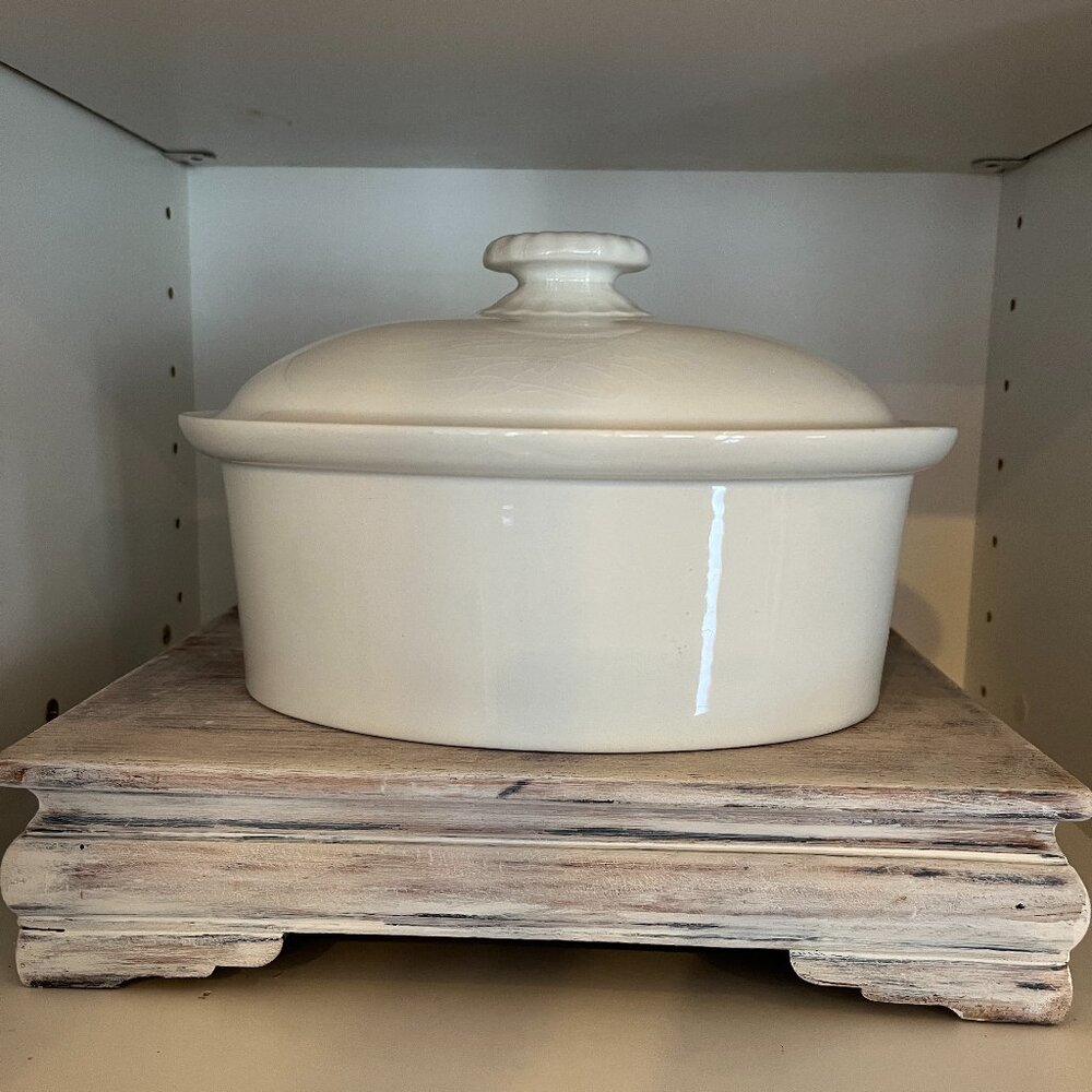 Vintage Arabia Finland  Oval Covered Casserole  dish